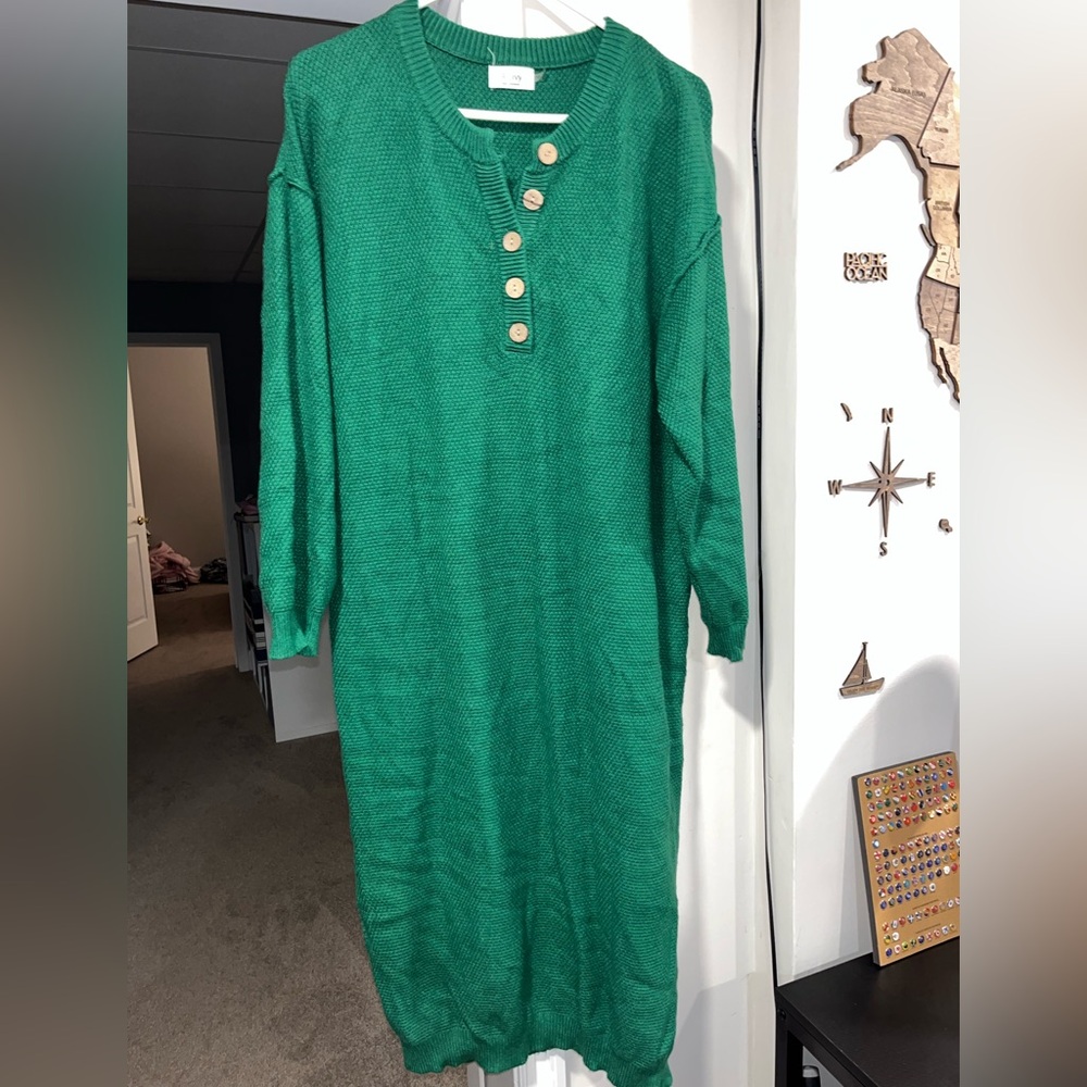 Bluivy Green Knit Button-Front Midi Dress